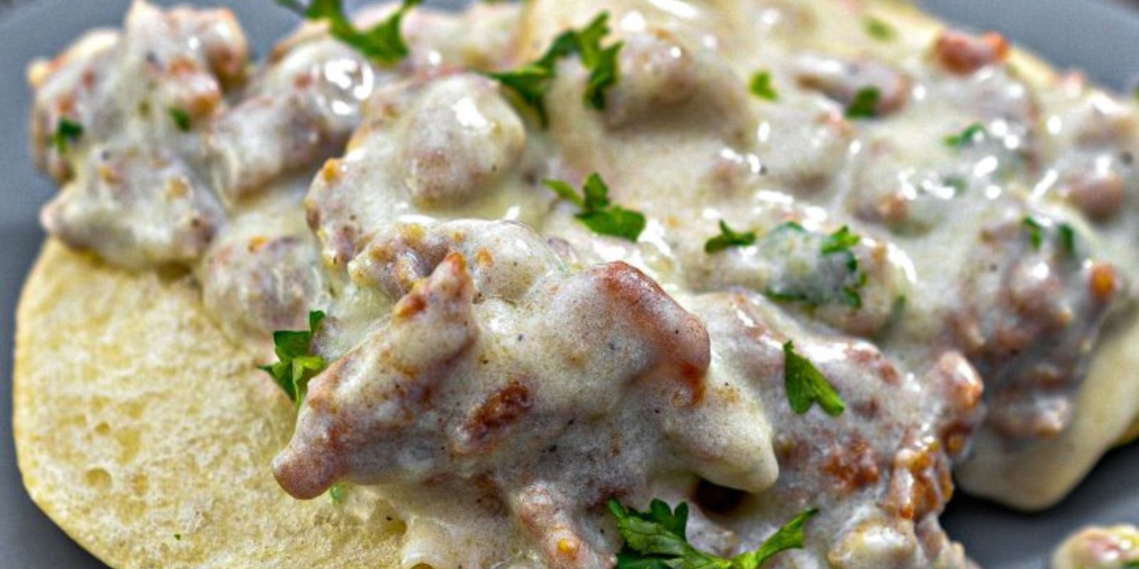 Pioneer Woman sausage gravy Best Delicious Recipes